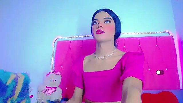 Snapshot of Theylor_Rouse chatting on February 11, 2025, 8:48 am Theylor Rouse online show from February 11, 2025, 8:48 am