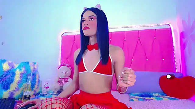 Snapshot of Theylor_Rouse chatting on February 23, 2025, 6:28 am Theylor Rouse online show from February 23, 2025, 6:28 am