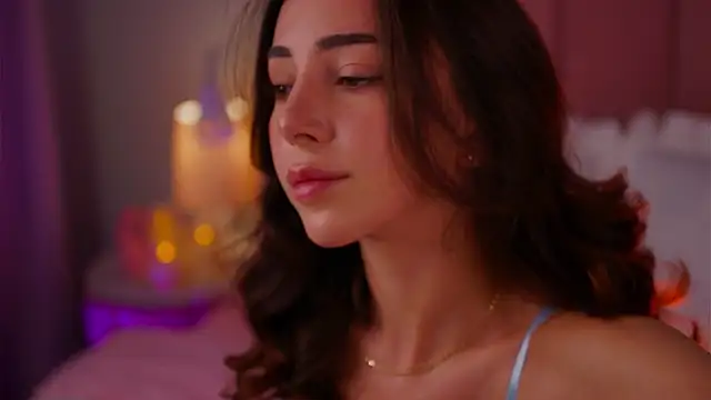 ElsaYoung online show from June 19, 2026, 6:56 pm