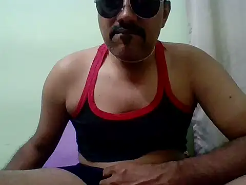 Snapshot of farhaanmacho chatting on November 25, 2025, 3:34 pm farhaanmacho online show from November 25, 2025, 3:34 pm