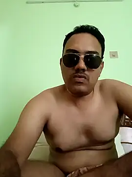 farhaanmacho online show from April 10, 2026, 10:53 am