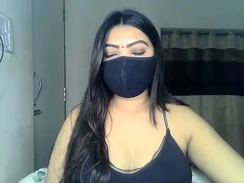 Snapshot of ishi_Beauty chatting on April 18, 2026, 5:22 am ishi Beauty online show from April 18, 2026, 5:22 am