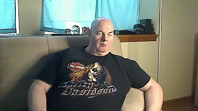 Snapshot of harley99574 chatting on December 20, 2024, 5:08 pm harley99574 online show from December 20, 2024, 5:08 pm