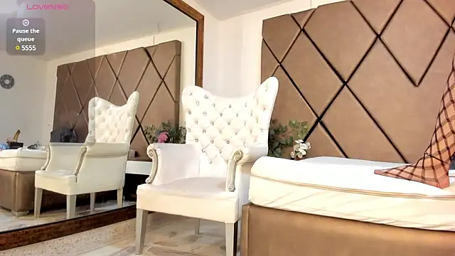 LunitaDiva online show from February 11, 2025, 12:48 pm