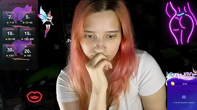 RachelPirce online show from June 17, 2026, 7:04 pm