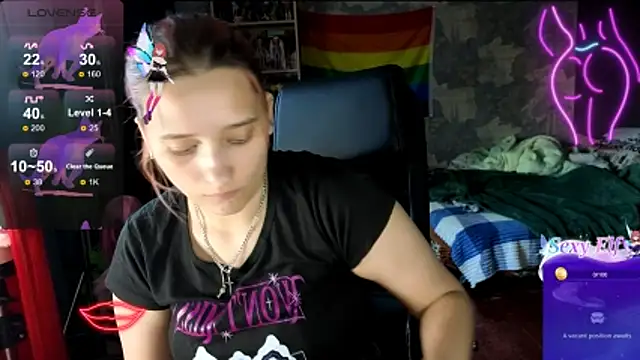 RachelPirce online show from June 20, 2026, 11:29 pm