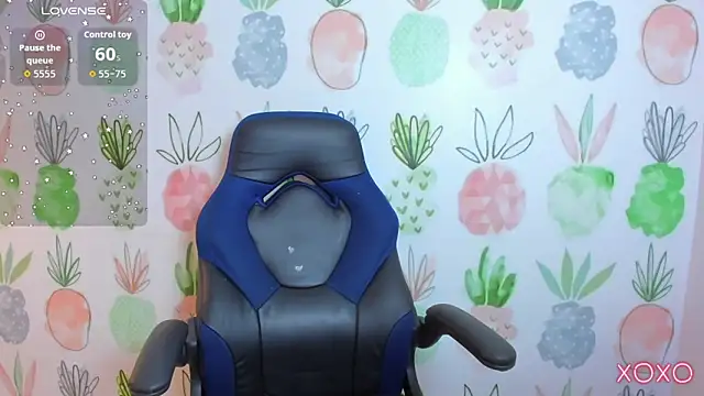 linda rios  online show from November 14, 2025, 7:23 pm