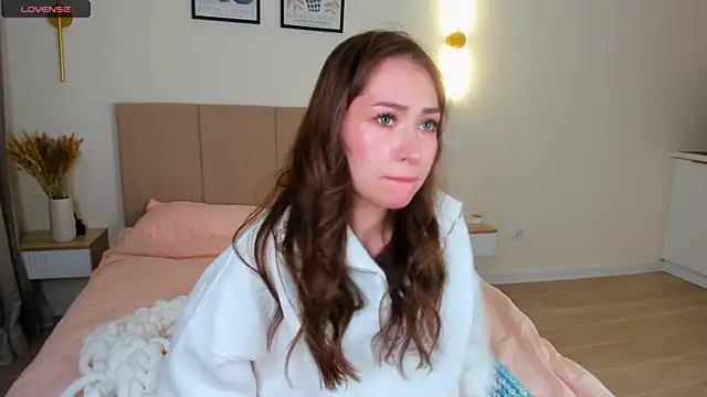 shellikeangel online show from March 7, 2025, 4:33 pm