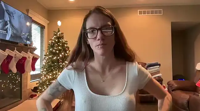 Snapshot of yourstrulylivy69 chatting on December 18, 2024, 2:49 pm yourstrulylivy69 online show from December 18, 2024, 2:49 pm