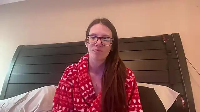 Snapshot of yourstrulylivy69 chatting on February 10, 2025, 2:59 pm yourstrulylivy69 online show from February 10, 2025, 2:59 pm