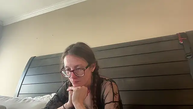 Snapshot of yourstrulylivy69 chatting on February 20, 2025, 8:47 pm yourstrulylivy69 online show from February 20, 2025, 8:47 pm