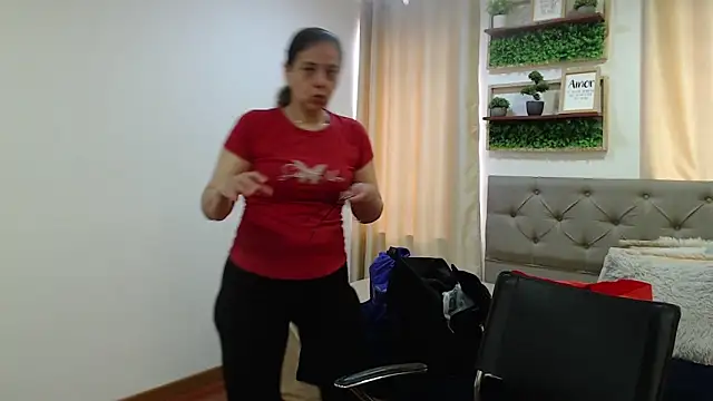 sasi luna online show from May 13, 2026, 1:41 pm
