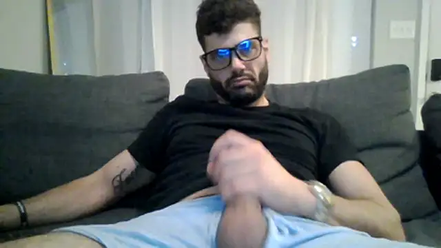 Snapshot of Strokeking4u chatting on February 10, 2026, 7:45 am Strokeking4u online show from February 10, 2026, 7:45 am