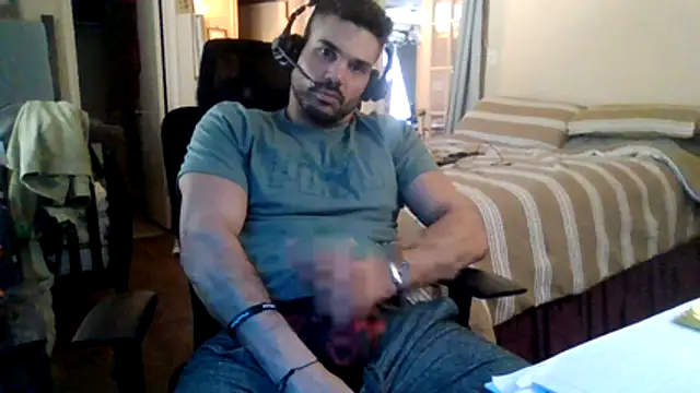 Strokeking4u online show from March 19, 2026, 4:11 pm