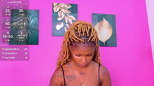 kinkyandsavage online show from September 29, 2025, 7:30 pm