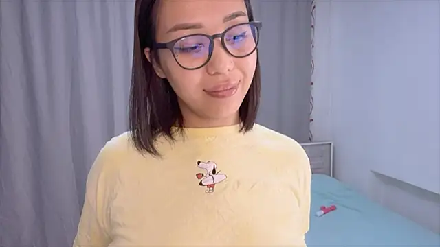 PurrrfectMiko online show from March 25, 2026, 4:02 pm