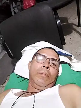 Alex011277 online show from December 23, 2025, 4:21 am