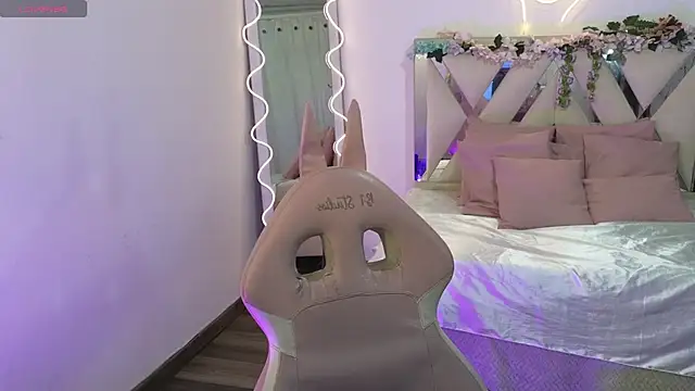 Snapshot of kittystart_tay chatting on February 11, 2025, 7:16 pm kittystart tay online show from February 11, 2025, 7:16 pm