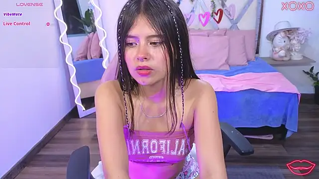 Snapshot of kittystart_tay chatting on February 28, 2025, 1:26 am kittystart tay online show from February 28, 2025, 1:26 am