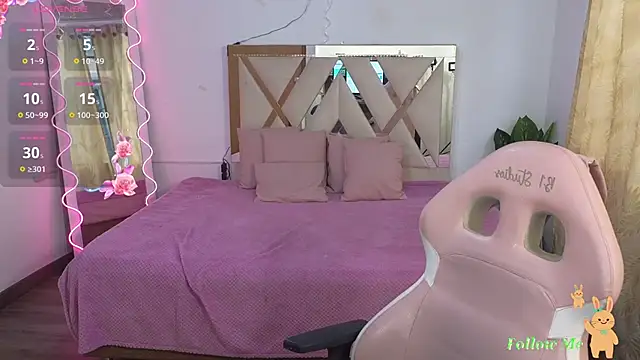 Snapshot of kittystart_tay chatting on March 18, 2025, 7:20 pm kittystart tay online show from March 18, 2025, 7:20 pm