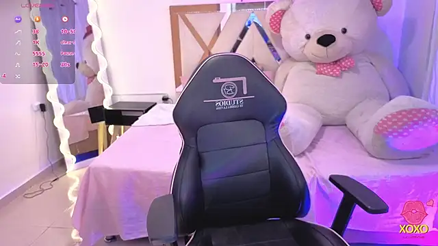 Snapshot of kittystart_tay chatting on September 30, 2025, 11:54 pm kittystart tay online show from September 30, 2025, 11:54 pm