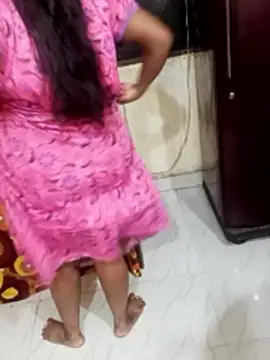 Snapshot of _Hot-Couple chatting on May 22, 2026, 5:51 pm Hot-Couple online show from May 22, 2026, 5:51 pm