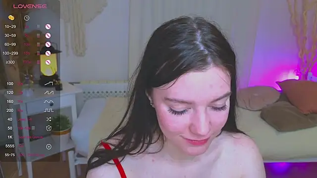 Snapshot of Lana__Cute_ chatting on January 21, 2025, 4:58 pm Lana Cute online show from January 21, 2025, 4:58 pm