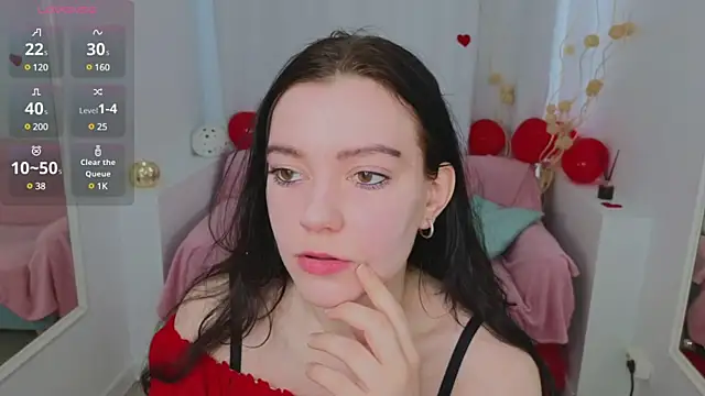 Snapshot of Lana__Cute_ chatting on February 14, 2025, 12:36 pm Lana Cute online show from February 14, 2025, 12:36 pm