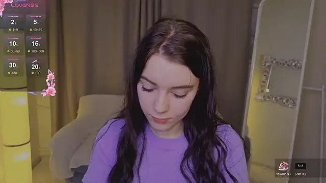 Snapshot of Lana__Cute_ chatting on March 16, 2025, 1:27 pm Lana Cute online show from March 16, 2025, 1:27 pm