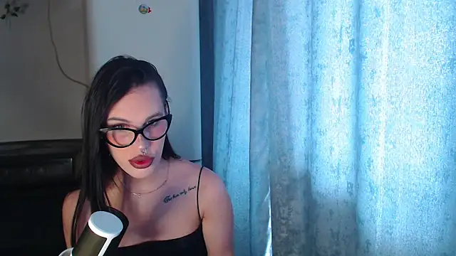 Snapshot of Cassie_Bae chatting on May 8, 2026, 10:42 am Cassie Bae online show from May 8, 2026, 10:42 am
