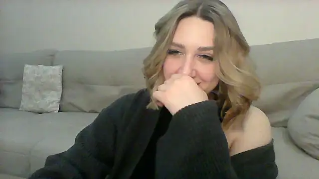 Snapshot of VickyLove047 chatting on January 17, 2025, 8:11 pm VickyLove047 online show from January 17, 2025, 8:11 pm