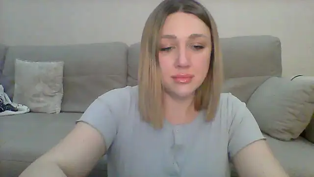 Snapshot of VickyLove047 chatting on March 13, 2025, 7:39 pm VickyLove047 online show from March 13, 2025, 7:39 pm