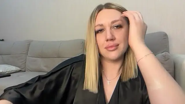 Snapshot of VickyLove047 chatting on September 24, 2025, 8:45 pm VickyLove047 online show from September 24, 2025, 8:45 pm