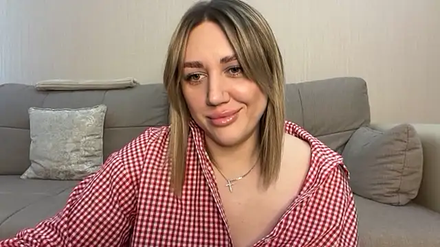 Snapshot of VickyLove047 chatting on November 15, 2025, 6:11 am VickyLove047 online show from November 15, 2025, 6:11 am