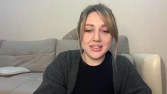 Snapshot of VickyLove047 chatting on December 5, 2025, 8:05 pm VickyLove047 online show from December 5, 2025, 8:05 pm