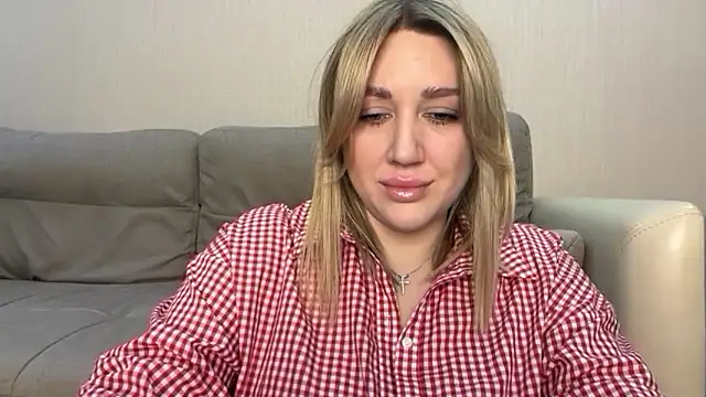 VickyLove047 online show from January 9, 2026, 8:39 am