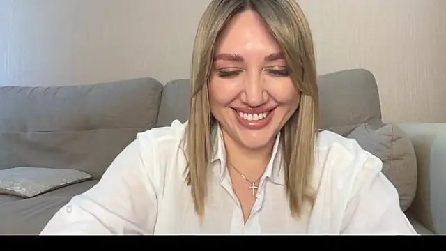 VickyLove047 online show from July 11, 2026, 7:44 am