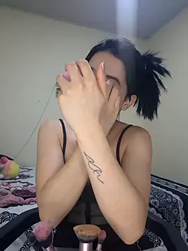 franchezkavegaaa online show from October 28, 2025, 12:30 pm