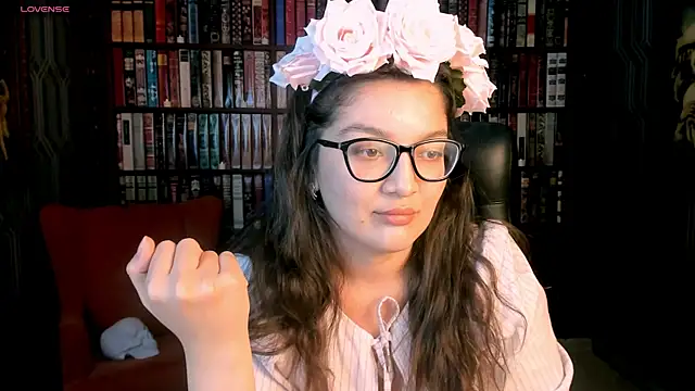 ZarifaBev online show from October 31, 2025, 10:22 pm