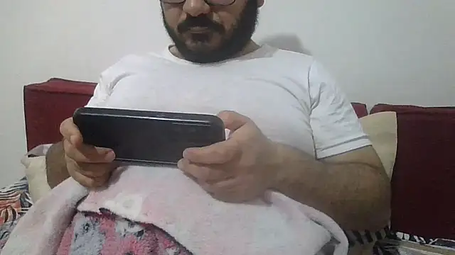 Snapshot of UrfavSlaveBitch chatting on March 9, 2026, 6:23 pm UrfavSlaveBitch online show from March 9, 2026, 6:23 pm