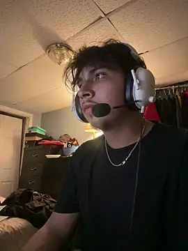 Snapshot of meximaloo1 chatting on January 8, 2026, 5:10 am meximaloo1 online show from January 8, 2026, 5:10 am