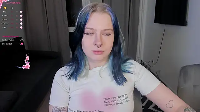 Snapshot of tender_kiitty chatting on February 8, 2026, 7:06 pm tender kiitty online show from February 8, 2026, 7:06 pm