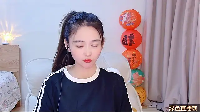 CN-Babycat online show from February 13, 2026, 4:19 am