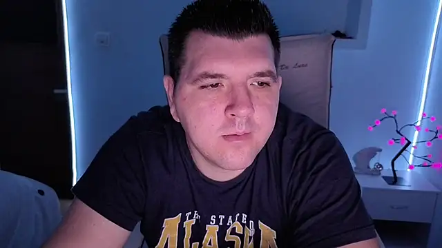 Snapshot of JasonJacks chatting on October 27, 2025, 4:16 am JasonJacks online show from October 27, 2025, 4:16 am