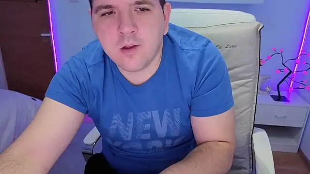 Snapshot of JasonJacks chatting on October 28, 2025, 4:38 am JasonJacks online show from October 28, 2025, 4:38 am