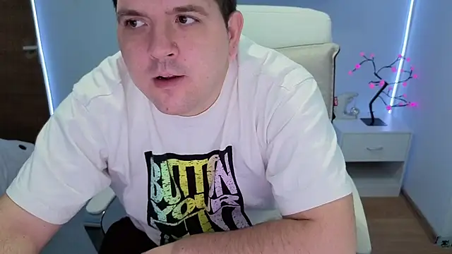 Snapshot of JasonJacks chatting on November 7, 2025, 3:50 am JasonJacks online show from November 7, 2025, 3:50 am