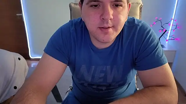 Snapshot of JasonJacks chatting on November 8, 2025, 6:13 am JasonJacks online show from November 8, 2025, 6:13 am