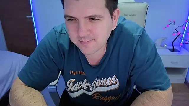 Snapshot of JasonJacks chatting on November 10, 2025, 4:39 pm JasonJacks online show from November 10, 2025, 4:39 pm