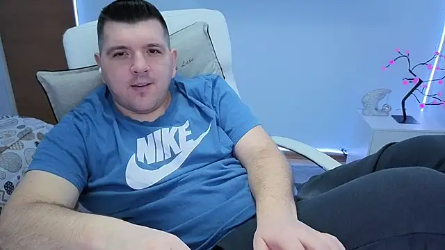 Snapshot of JasonJacks chatting on November 14, 2025, 4:00 am JasonJacks online show from November 14, 2025, 4:00 am