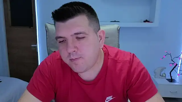 Snapshot of JasonJacks chatting on November 17, 2025, 5:35 am JasonJacks online show from November 17, 2025, 5:35 am